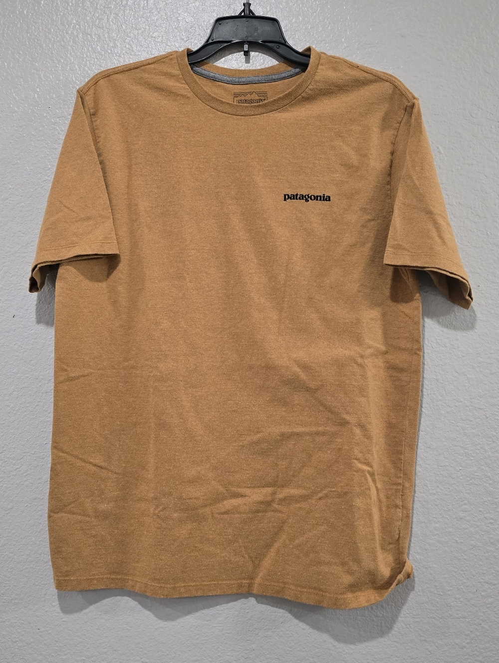 Patagonia Men's T-Shirt Small Caramel Brown